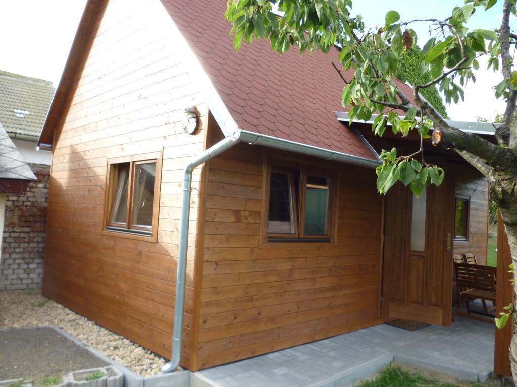 Apartman Relax-Chatka A Apartman Mikulov Exterior photo